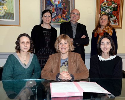 2017-01-09-signature_contrat_service_civique_article.jpg 2017 01 09 signature contrat service civique article